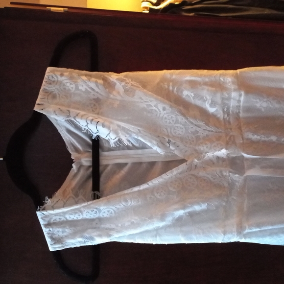 ⚡️3/$25⚡️Shein White Lace Dress - Small NWOT - Picture 2 of 5